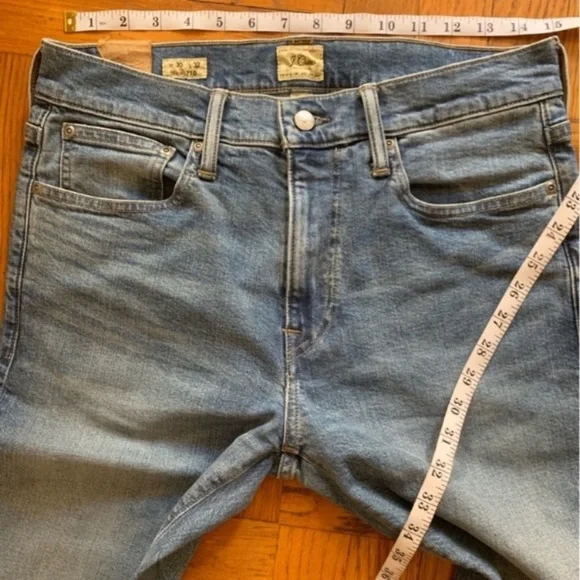 J.Crew Jeans Style 770 Size 30x32 - Picture 6 of 11